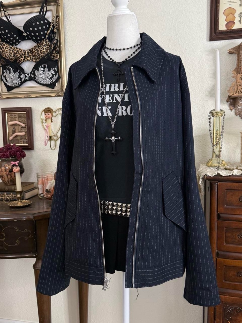 Preppy grunge navy blue pinstriped sleek jacket - Picture 3 of 6